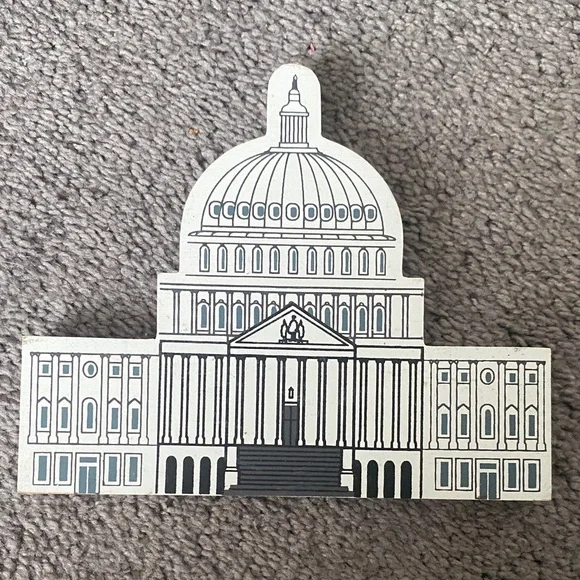 The Cats Meow Capitol Building - Picture 2 of 4